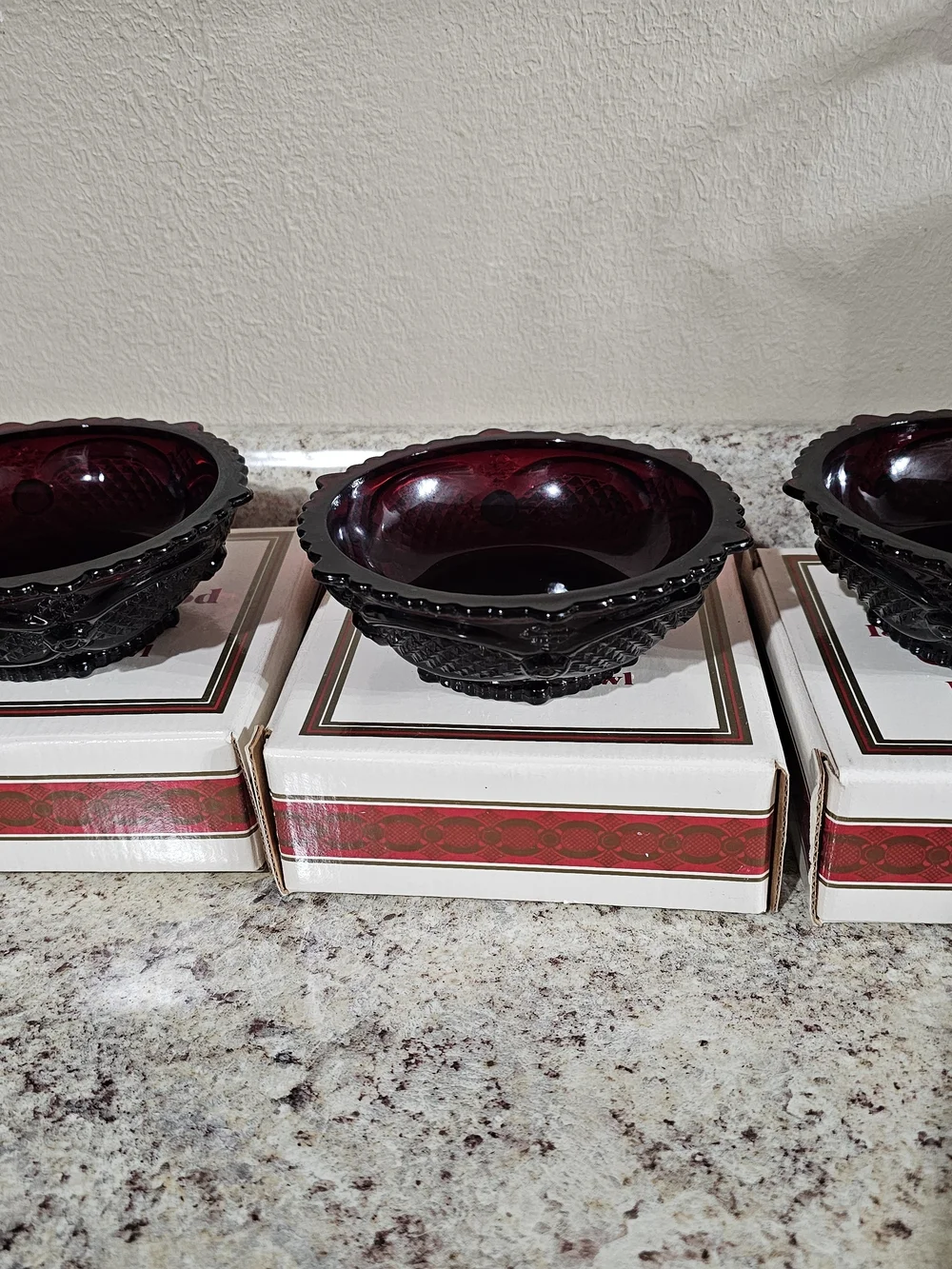 Vintage Avon 1876 Cape Cod Set Of 3 Dessert Bowls - Picture 2 of 10